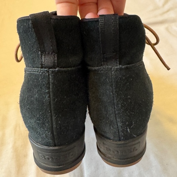 Sorel 10 Evie Sport Lace Black Suede Booties Low Wedge Boots Waterproof - Picture 6 of 11